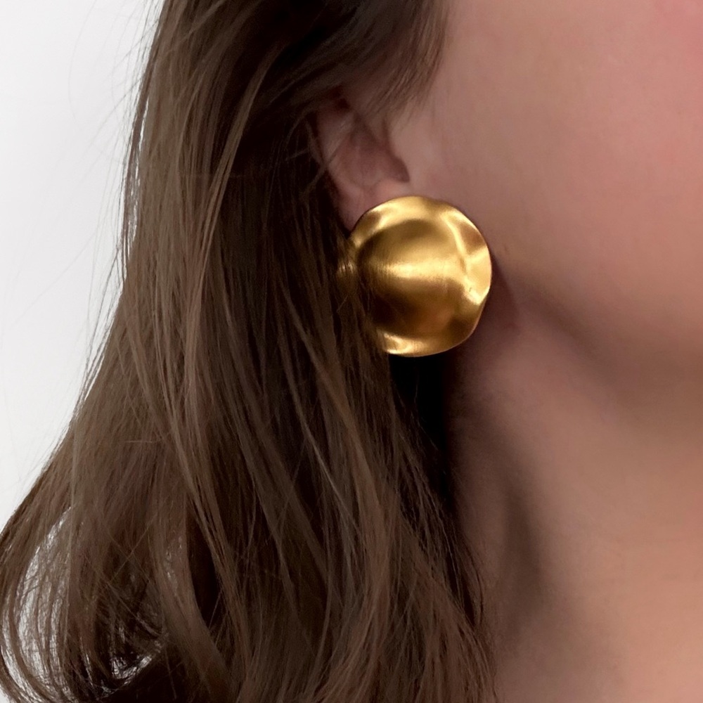 1980s Vintage Earrings Brushed Gold tone Brutalist Statement Chic Bold 80s Clips